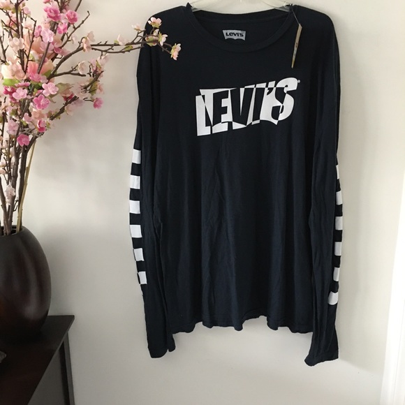 Levi’s Long Sleeve Graphic T-Shirt - Picture 1 of 4